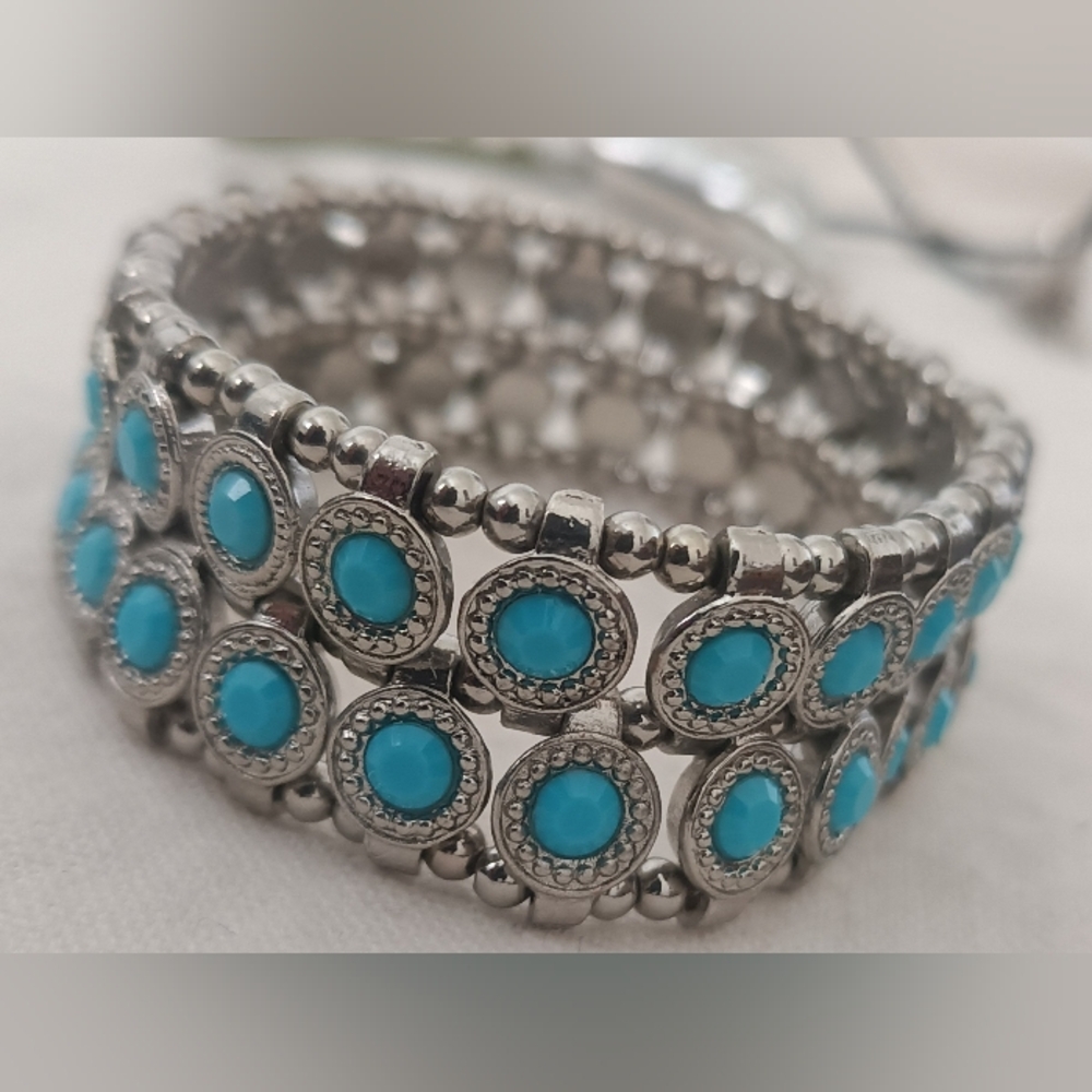 Silver-Tone Turquoise Bead Stretch Bracelet - Women